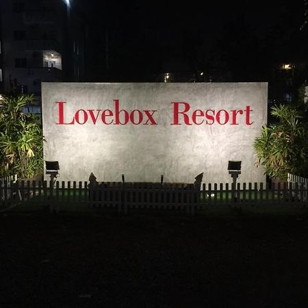 Love Box Resort Bangkok Exterior photo
