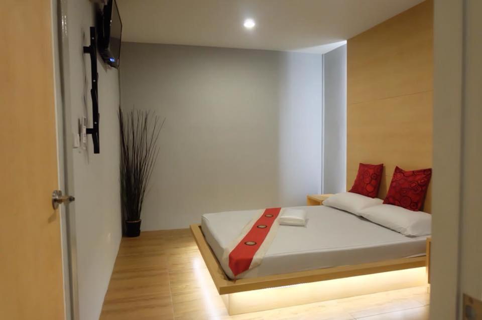 Love Box Resort Bangkok Exterior photo
